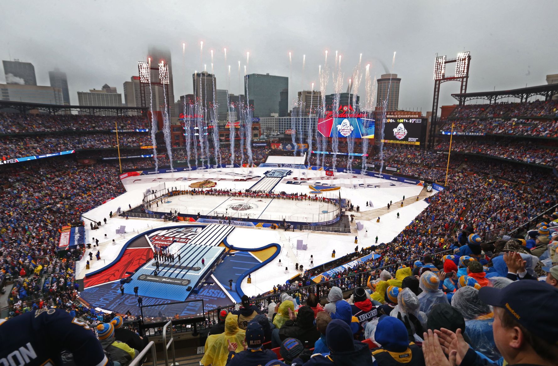 Scenes From Busch Stadium As Blues Beat Blackhawks In Winter Classic ...