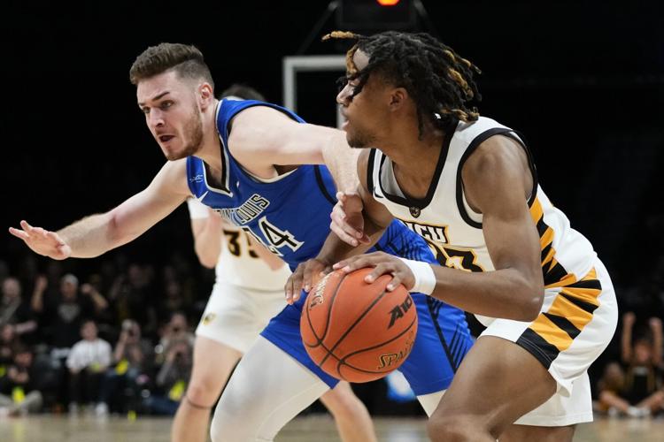 slu-billikens-basketball-players-express-pride-in-season-after-loss-to-vcu-in-a-10-tournament