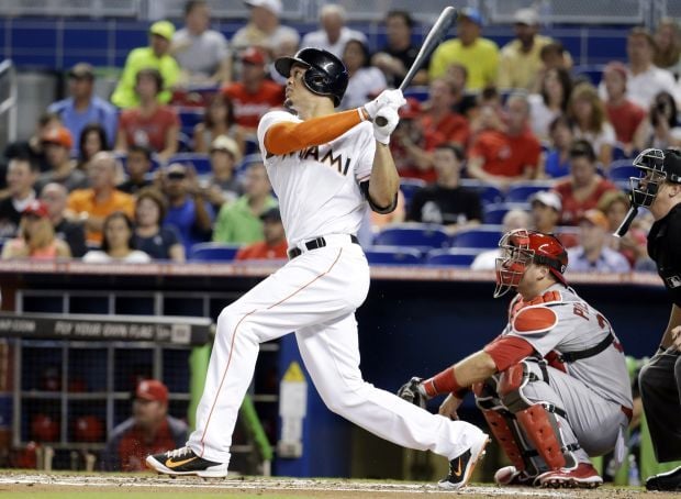 Giancarlo Stanton gets ovation from Marlins crowd in return to Miami
