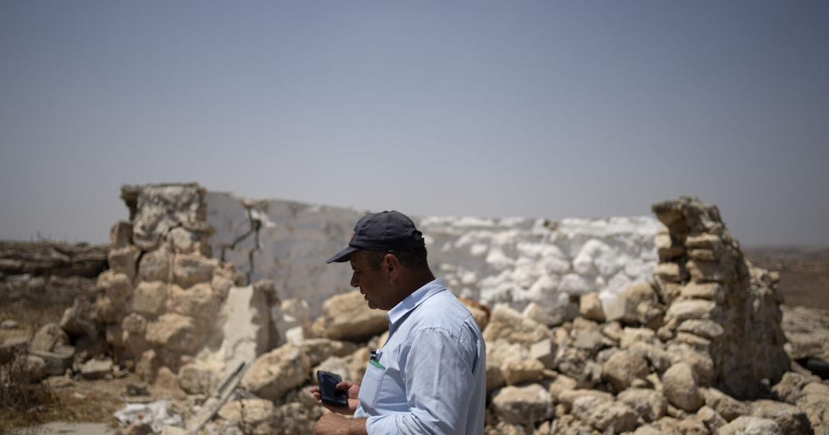 Chased away by Israeli settlers, these Palestinians returned to a village in ruins