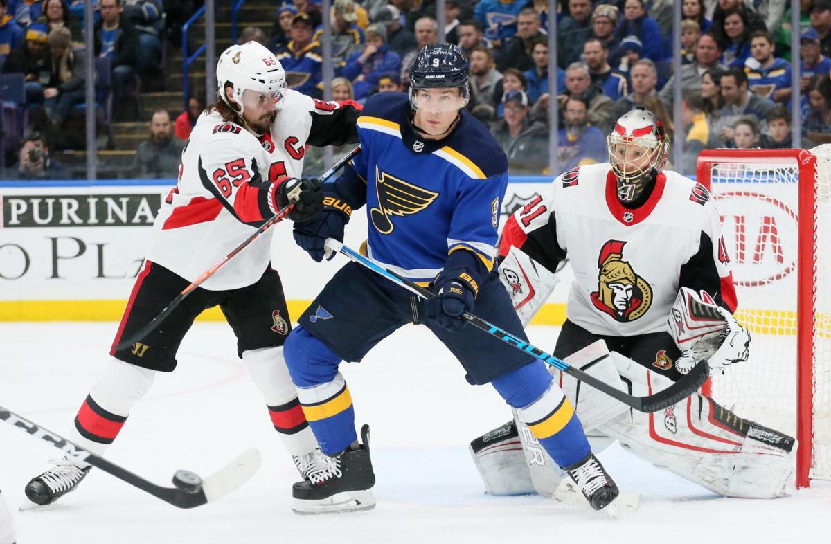 Lacerated kidney sidelines Upshall for rest of Blues