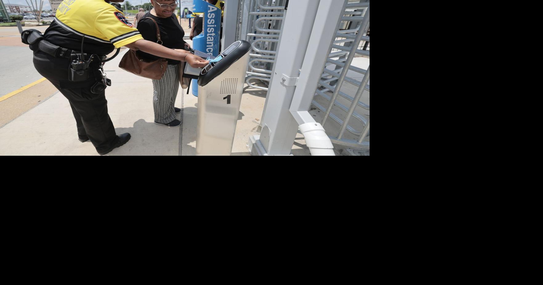 Photos: MetroLink debuts updated gates, tickets