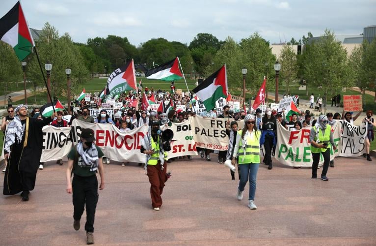 Washington University encampment goes up