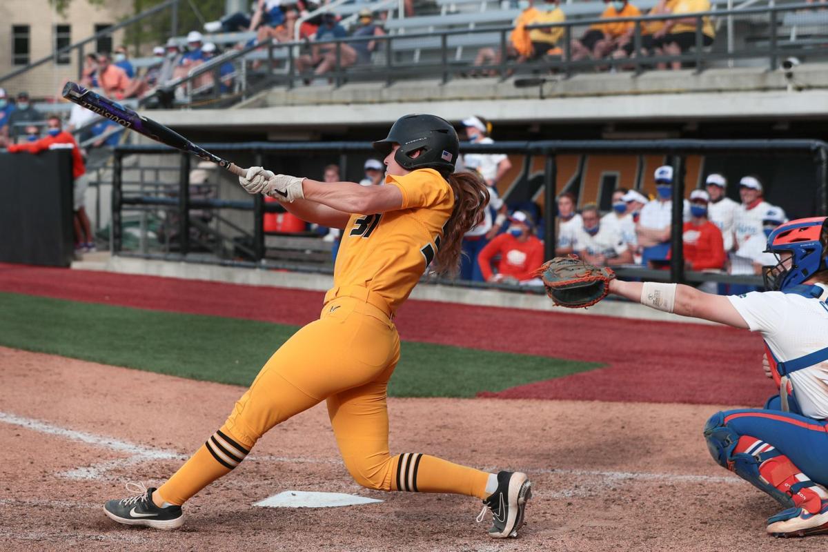 Mizzou softball slugger changes plan, returns to loaded lineup for 2022