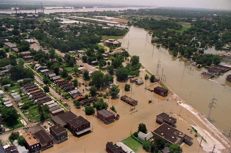 Carondelet flooding, July 18, 1993