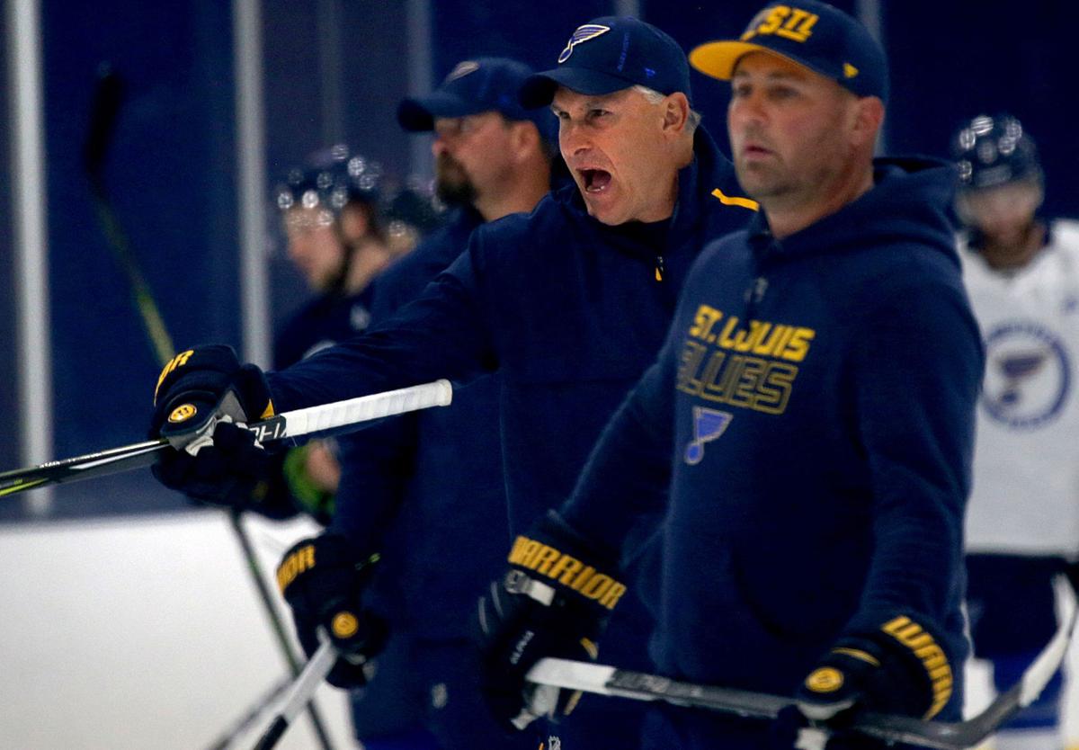 Savard stepping down as Blues assistant coach