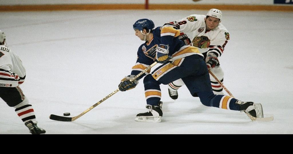 Brett Hull Saves Kelly Chase from being Traded