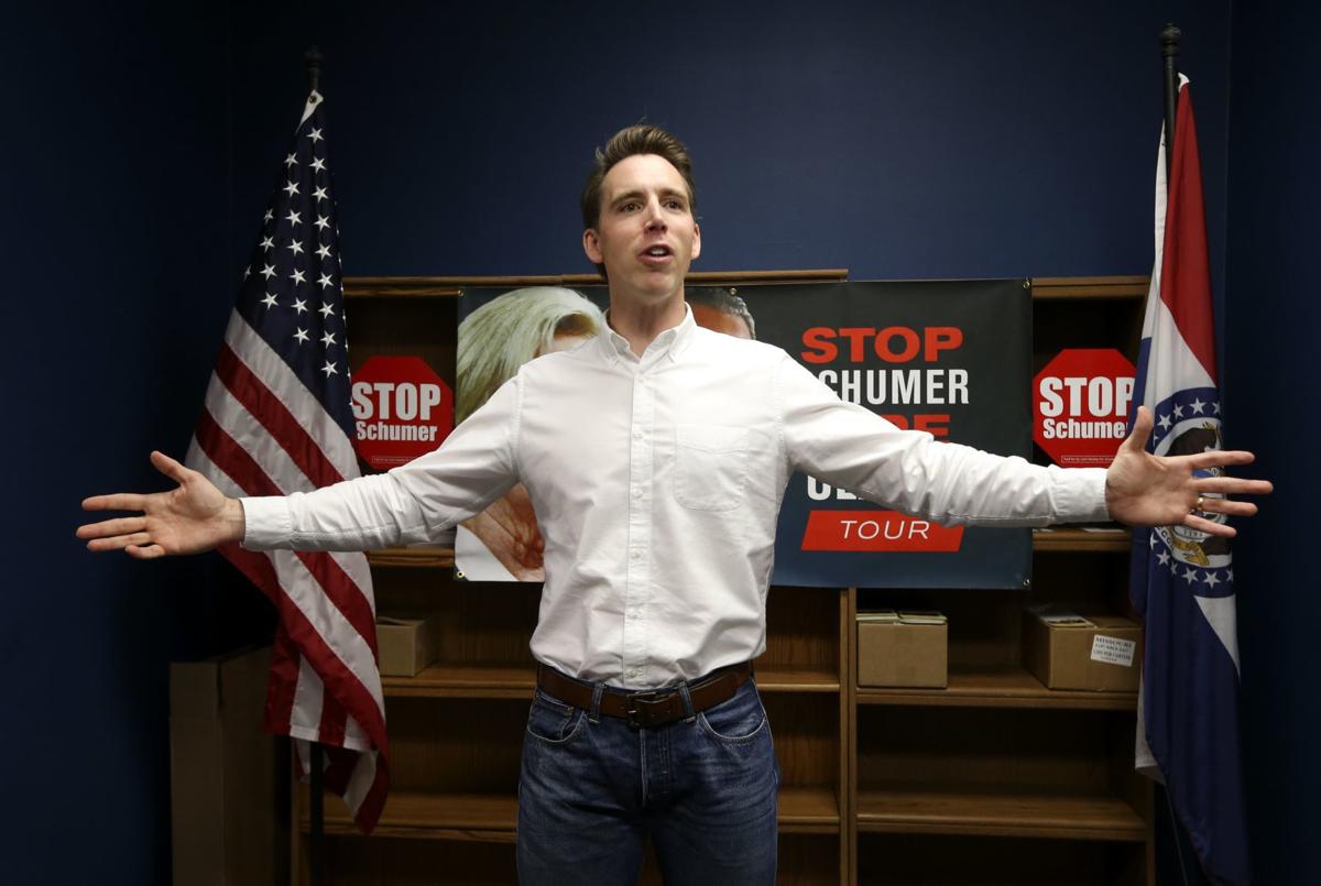 Photos Missouri Attorney General Josh Hawley Campaigns For Us Senate Seat Politics 