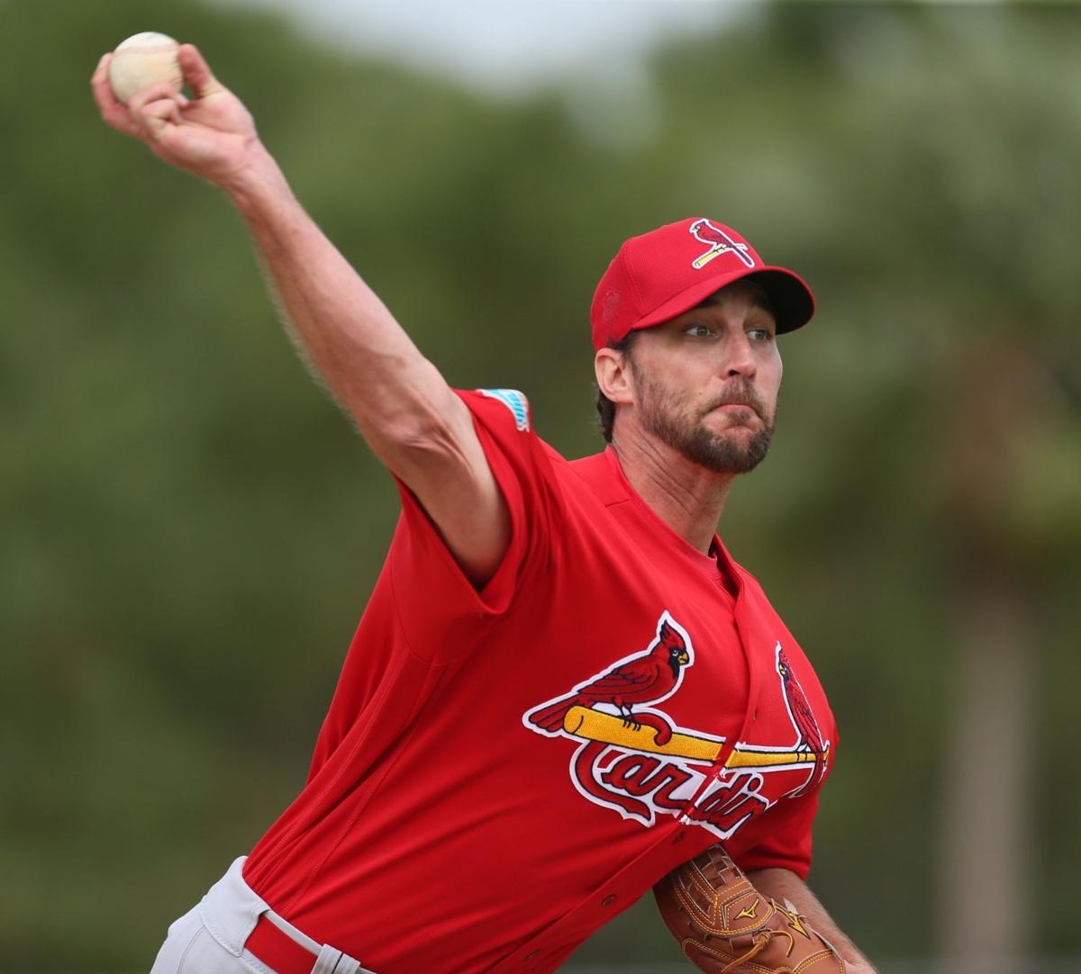 Five months after Achilles tear, Adam Wainwright returns to