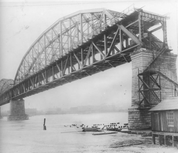 Look Back 250 • Bridge over Mississippi becomes populist symbol against ...