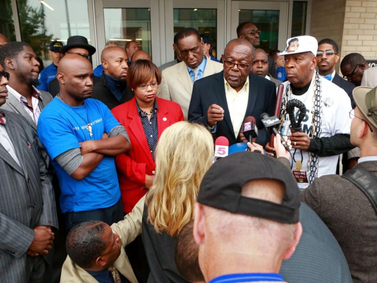 Teen In Shaw Shooting Died From Gunshot To Right Cheek Medical