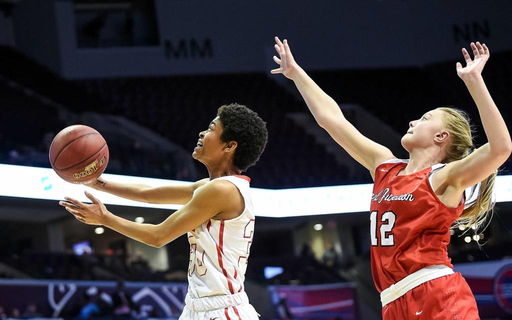Incarnate Word S Britzmann Bounces Back From Knee Injury For