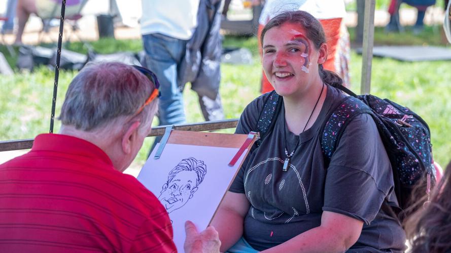UMSL community makes merry during annual Mirthweek celebration