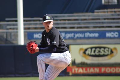 SPORTS-CADE-WINQUEST-YANKEES-RARE-RULE-1-NY.jpg