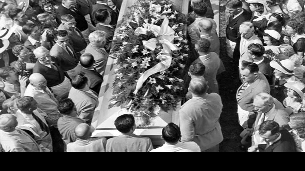 Robert Wadlow funeral Multimedia