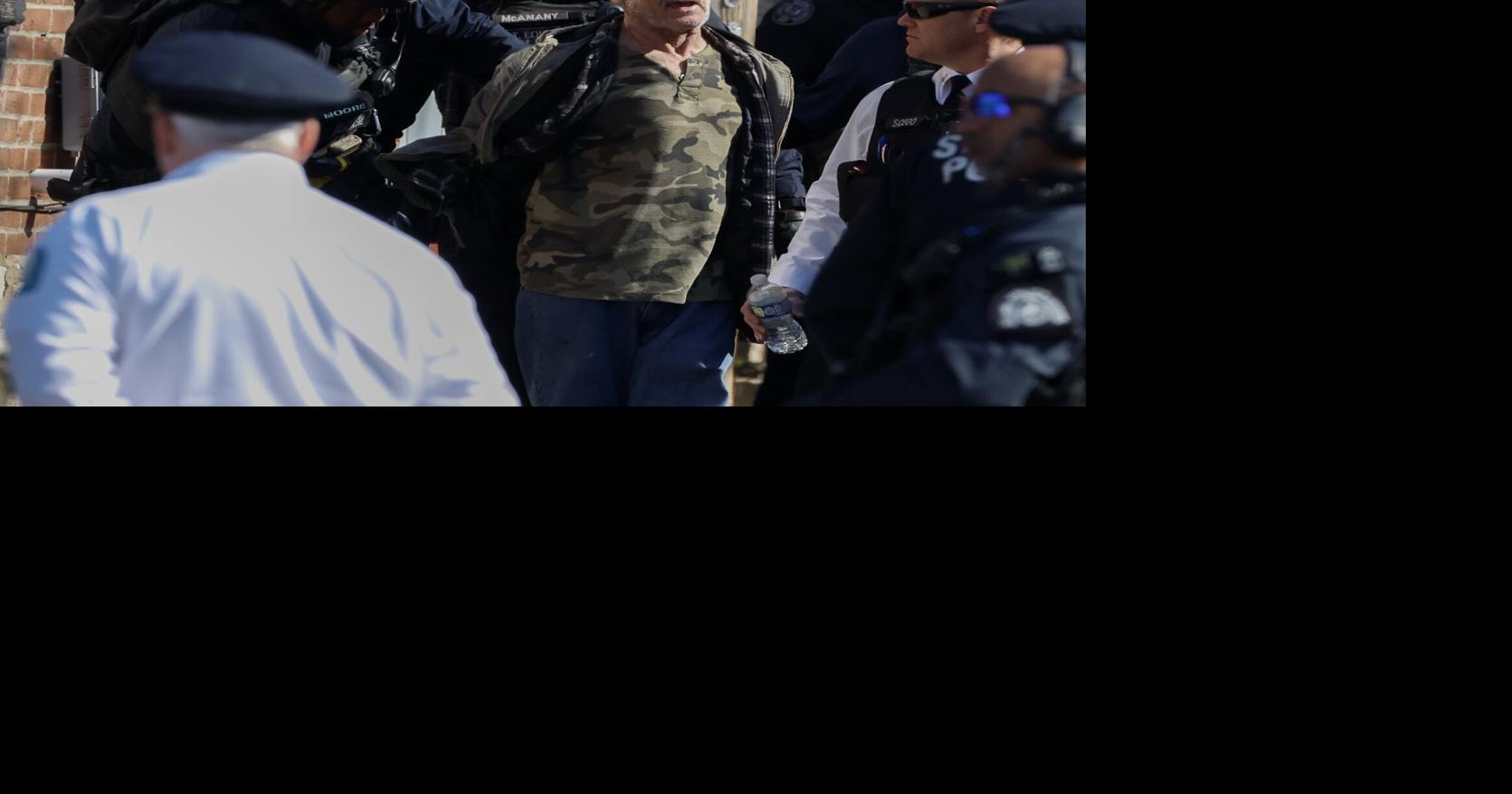 Man surrenders after barricading inside home in Lafayette Square