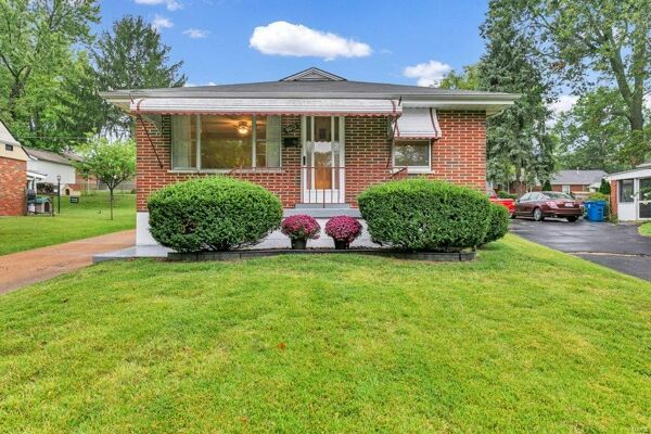3 Bedroom Home in St Louis - $92,900