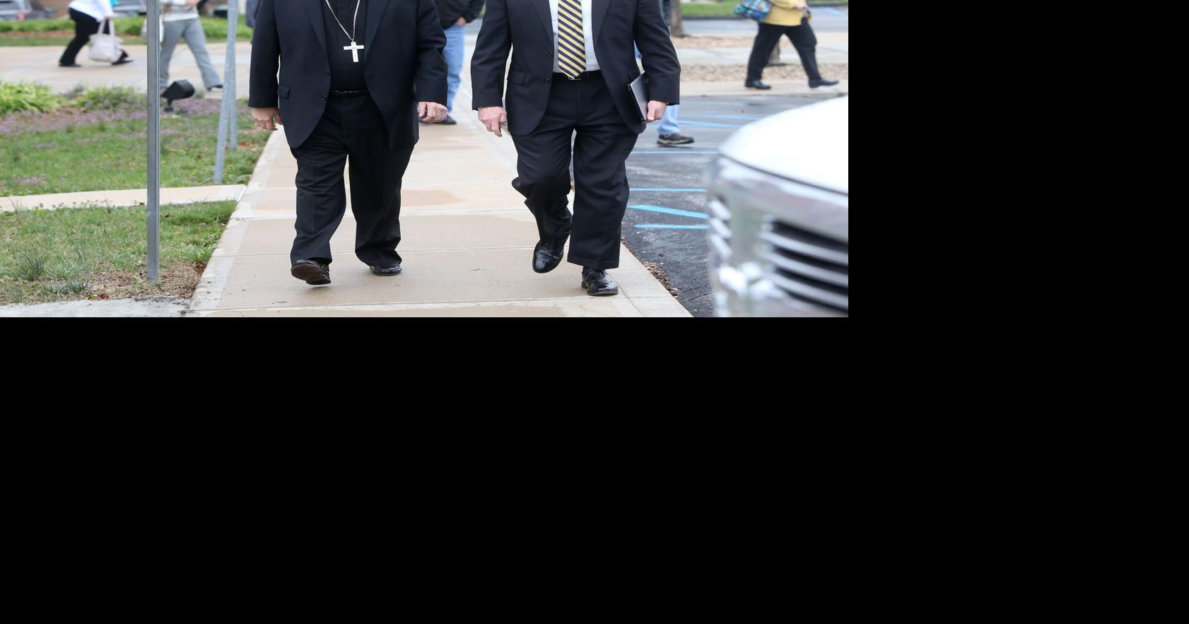 St. Louis priest settles part of civil case against accuser and clergy ...