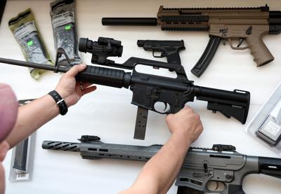US-NEWS-ILL-ASSAULT-WEAPONS-BAN-FILEPIC-TB