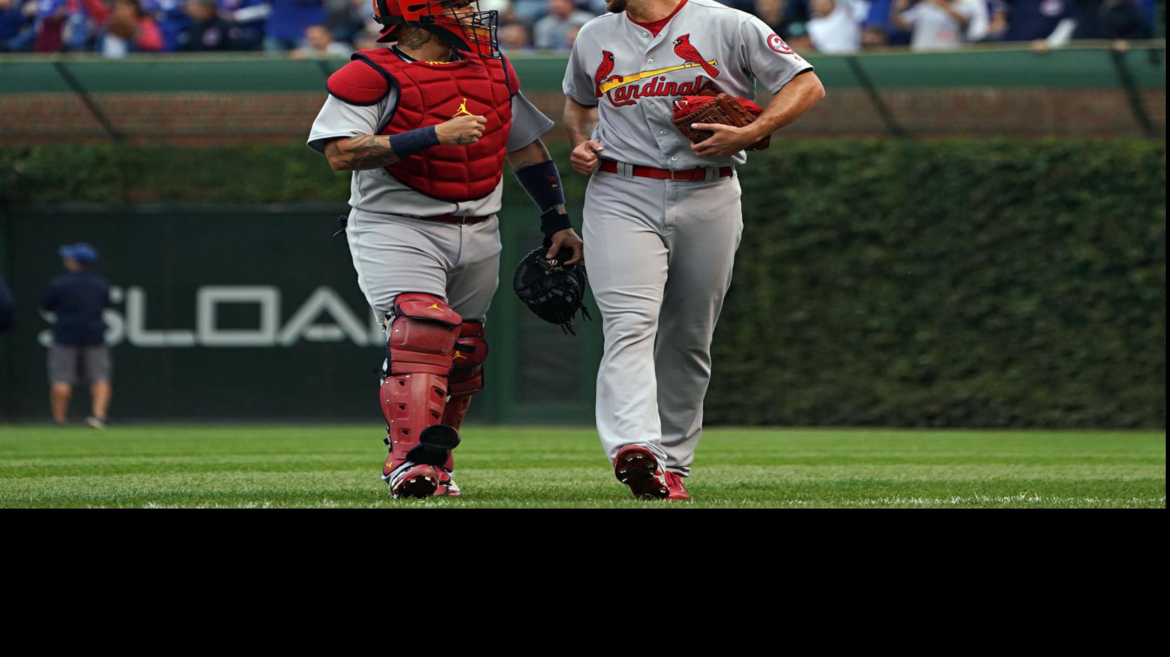 BenFred: Bringing back Wainwright moves Cardinals to halfway point of doing bare minimum
