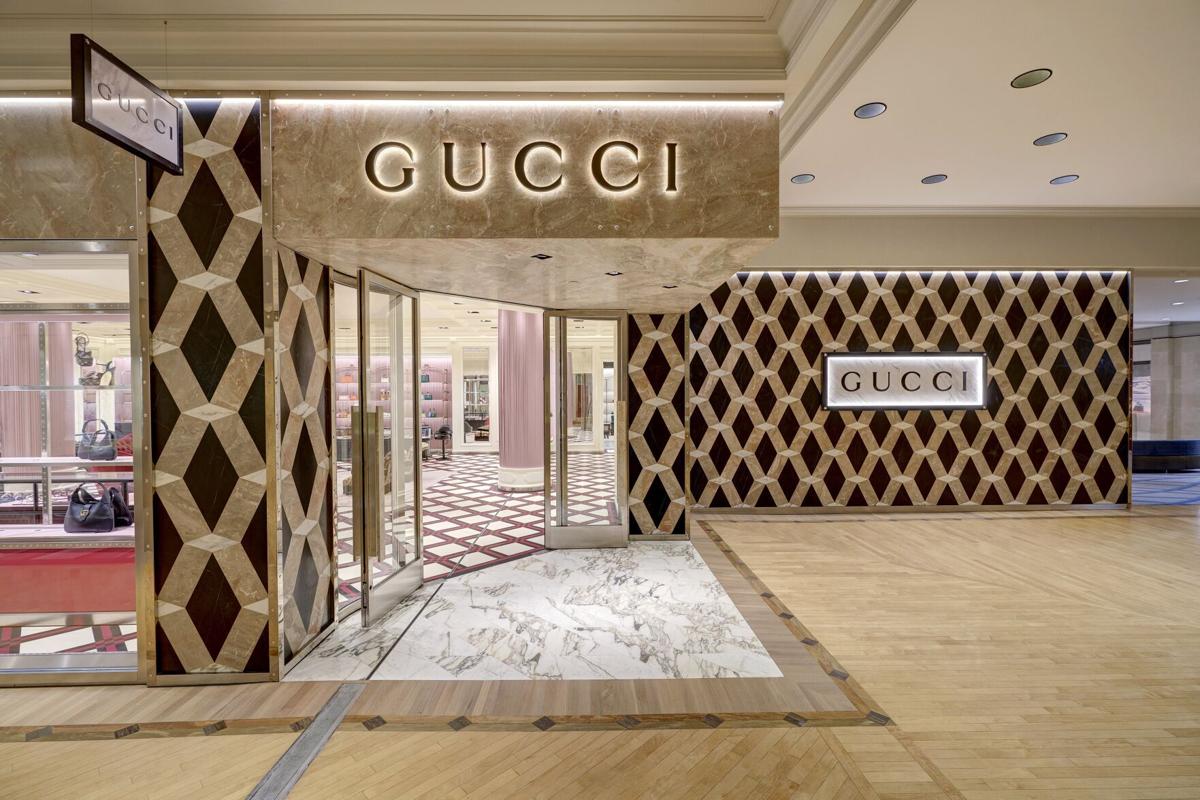 Gucci opens store in Plaza Frontenac