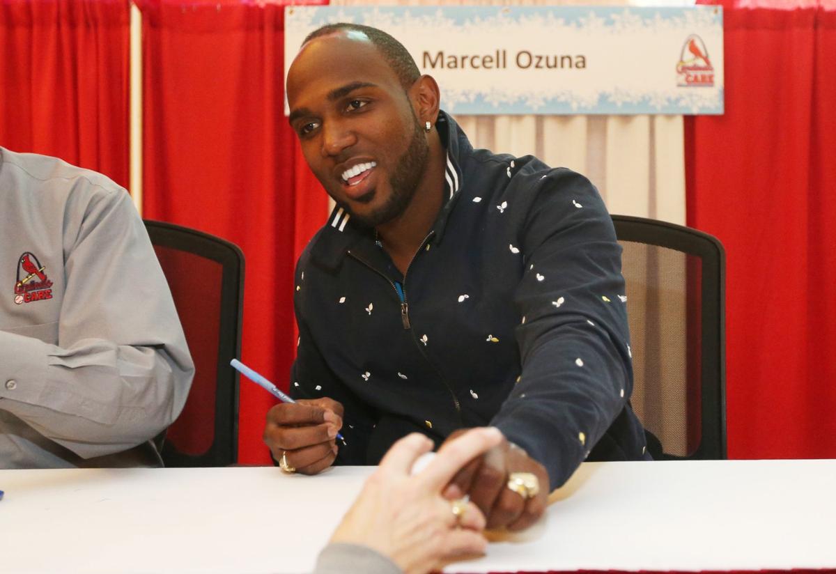 Ortiz Ozuna Basks In Big St Louis Welcome St Louis Cardinals