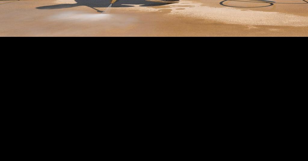 PHOTO A sign of summer at Collinsville pool (finally)