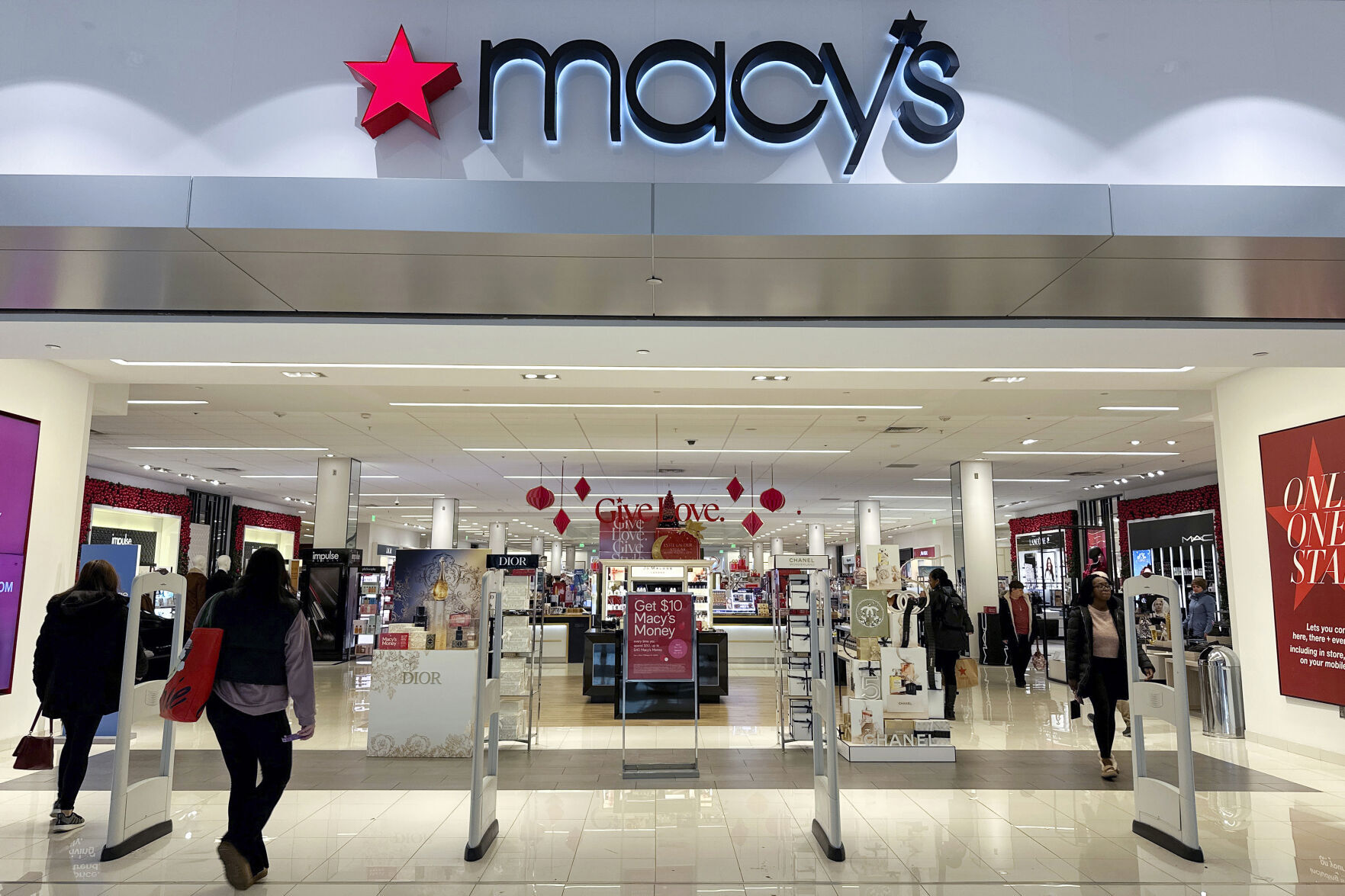 Macy's healthcare workers store discount