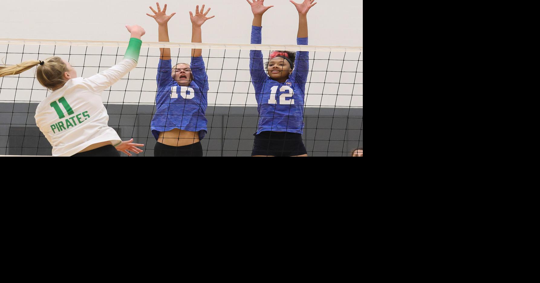 Pattonville vs. Clayton girls volleyball