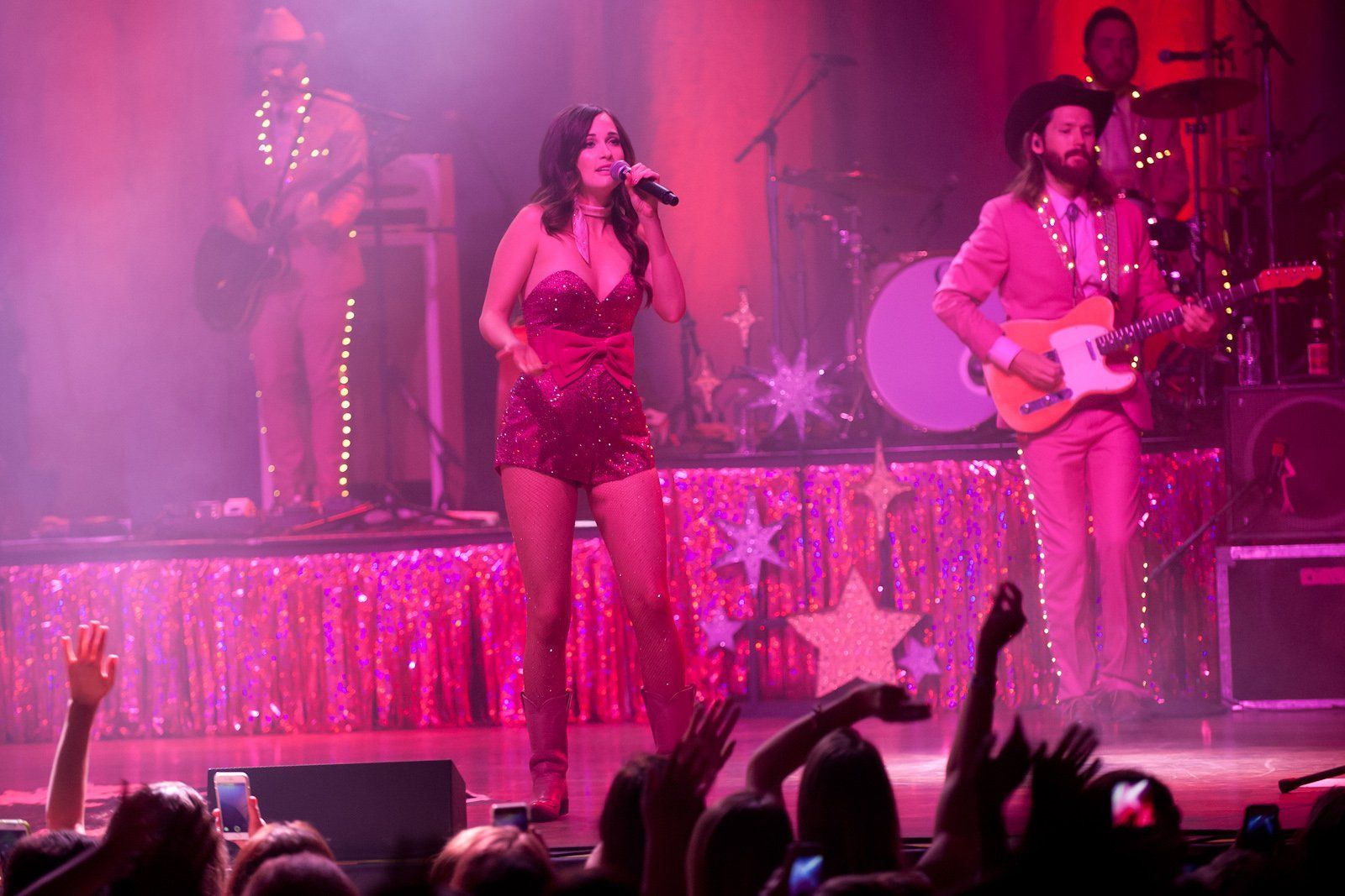 Concert Review: Kacey Musgraves Proves She Is 'Pageant Material'