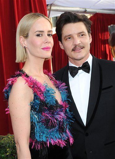 Sarah Paulson Pedro Pascal Multimedia Stltoday Com