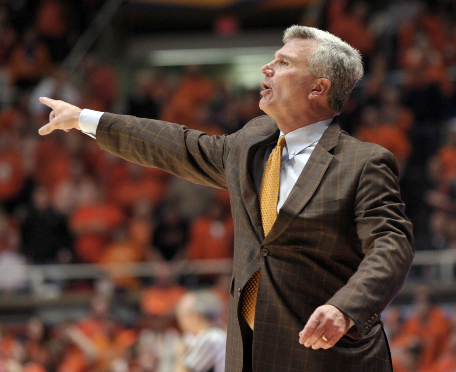 Bruce Weber: 3 facts on the Big Ten Network broadcaster, former 