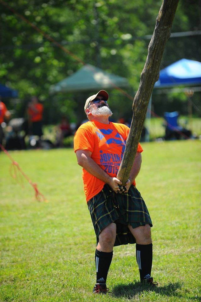 Spotlight: Local lumber lifters training for Highland Games | Joe's St ...