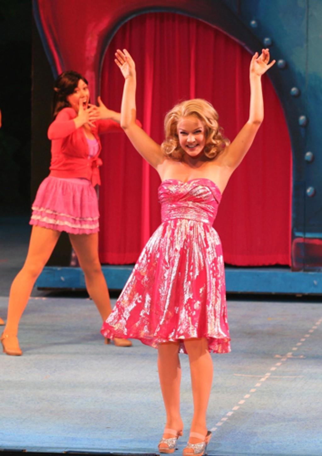 Barbie Shines At Center Stage Culture Club Stltoday Com She was a finalist on mtv's legally blonde: barbie shines at center stage