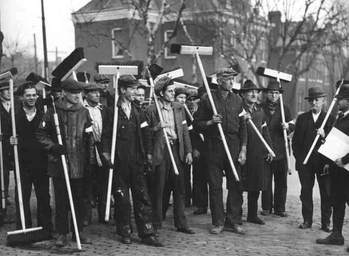 Unemployed men put to work during Great Depression, 1933