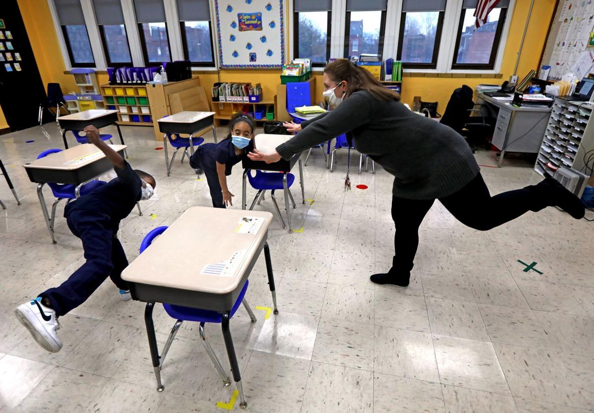 Kindergarteners count to 100 while pretending to be airplanes