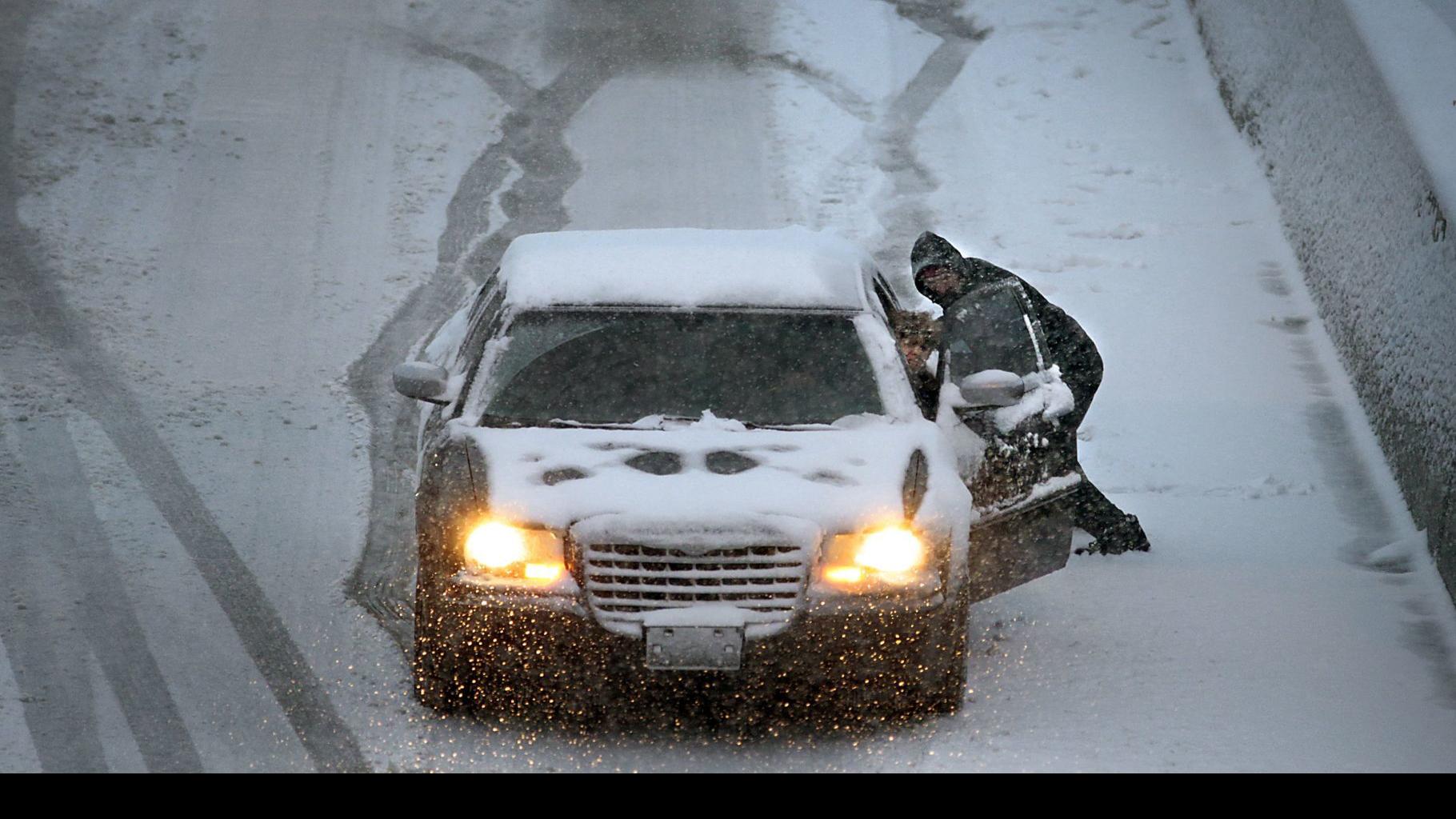 Massive Winter Storm Dumps Heavy Snow Tying Up Traffic For Hours