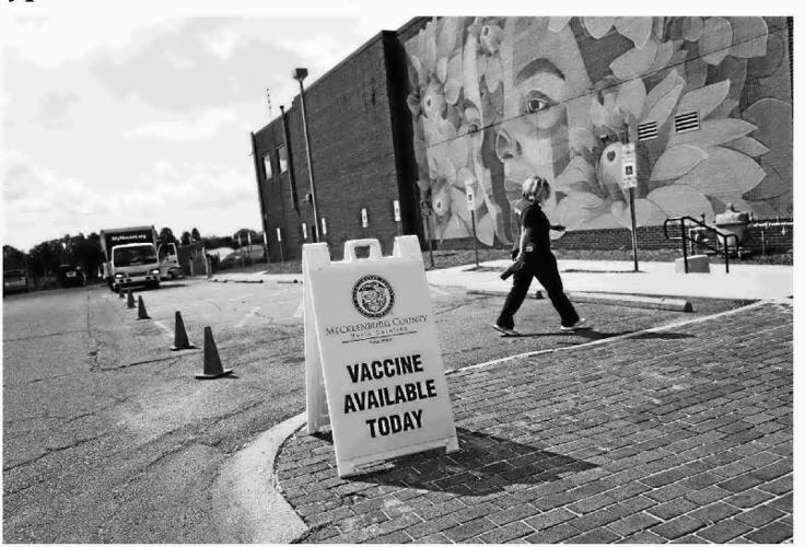 As new monkeypox cases decline in US, how worrisome is the disease?