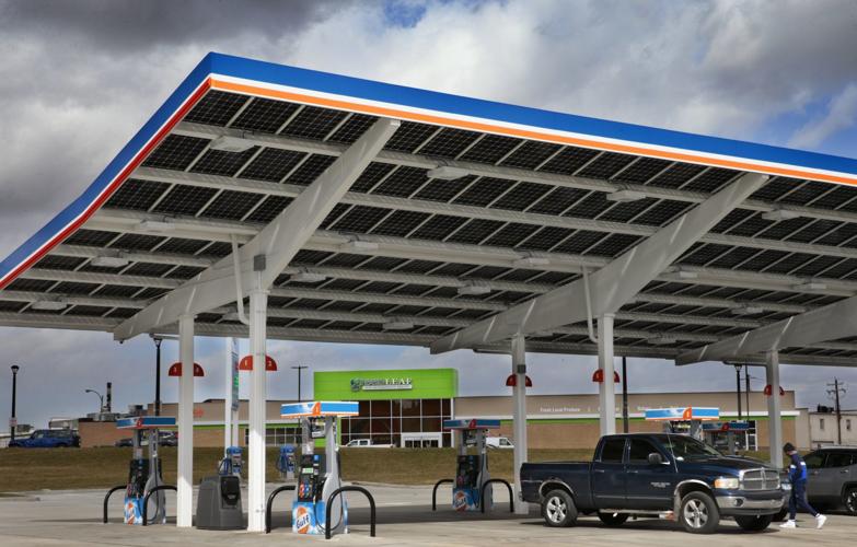 NorthSide Regeneration develops gas station, grocer north of downtown