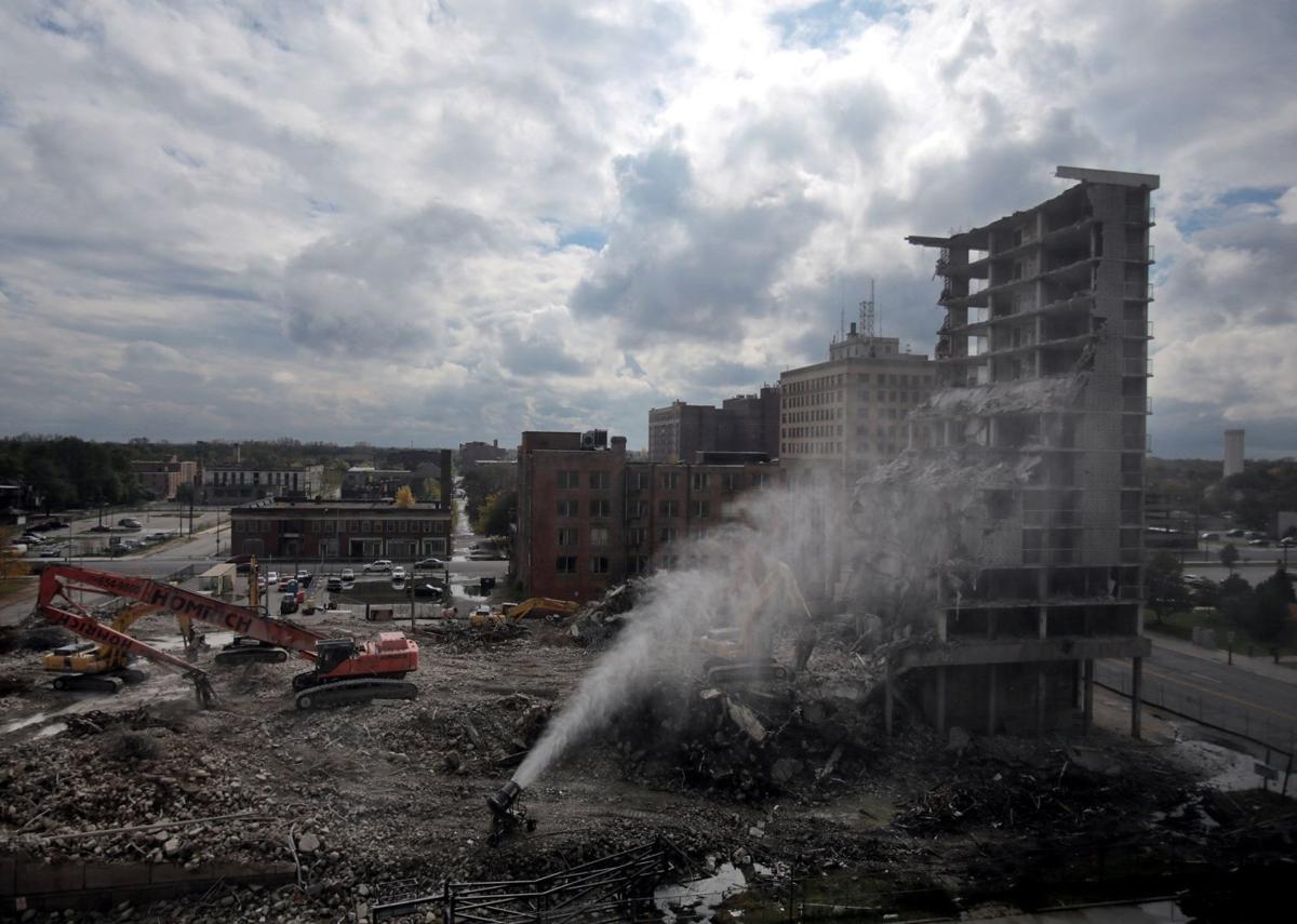 Poor, decaying Gary, Ind., is fighting to win Amazon's heart Local