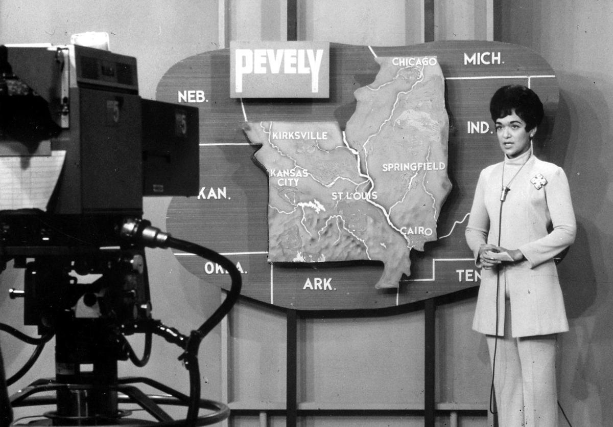 Dianne White Clatto, first black weathercaster in America, dies at 77 | Metro | 0