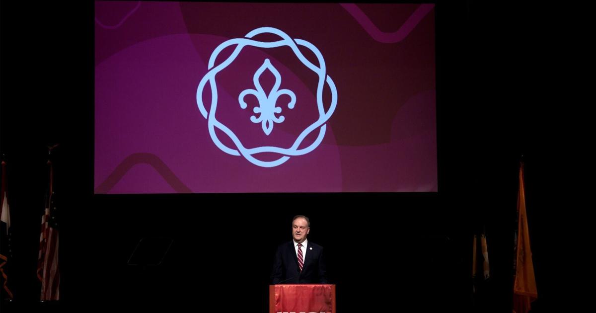 Sam Page unveils new St. Louis County logo at annual address