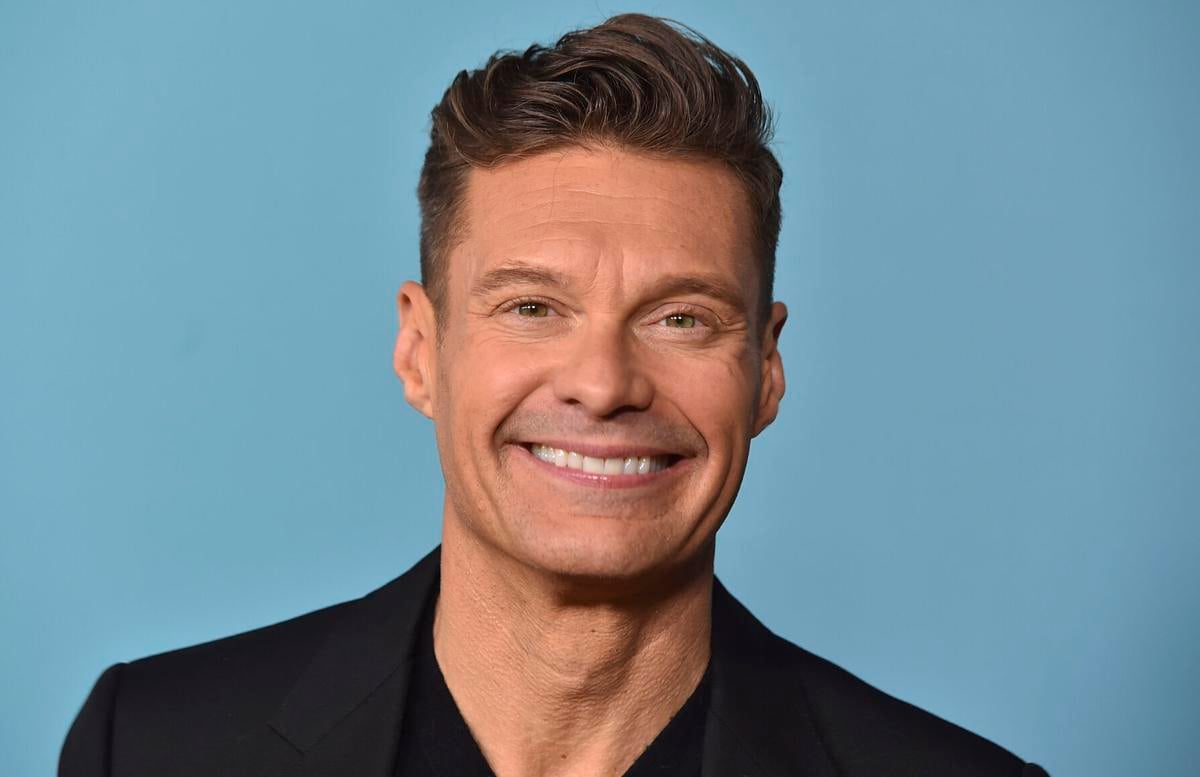 TV-Ryan Seacrest-Wheel of Fortune (copy)