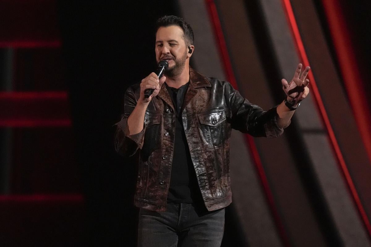 58th Annual CMA Awards - Show
