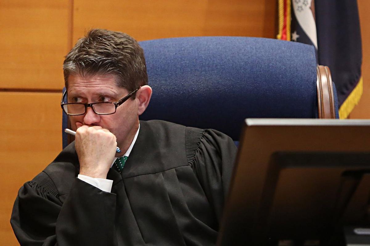 Ferguson spends thousands hiring private lawyers to prosecute municipal court cases
