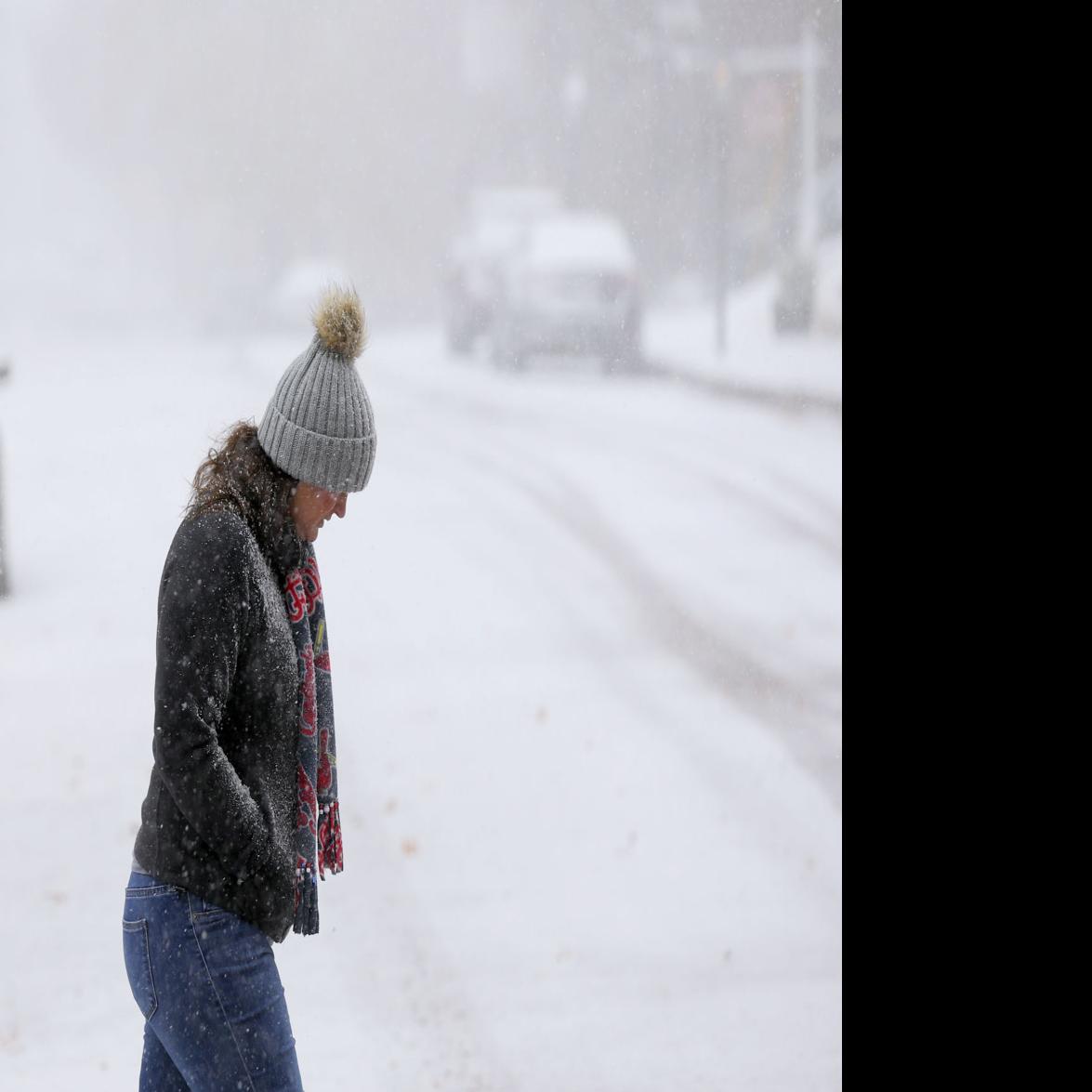 Snow Falling In St Louis Metro Metro Stltoday Com
