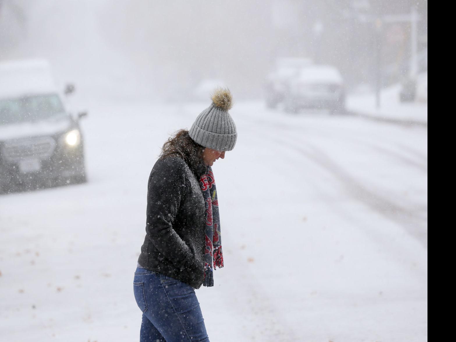 Snow Falling In St Louis Metro Metro Stltoday Com
