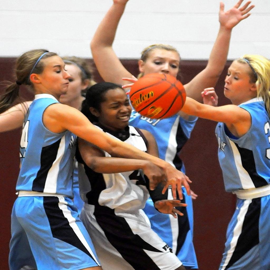 Old School Post Play Makes No 1 Mater Dei Tough To Defend Girls
