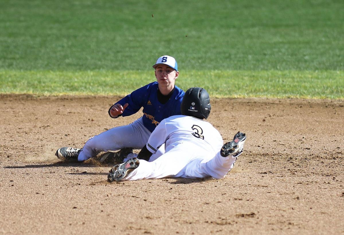 Whitman's alert double play helps lift Oakville over Seckman High