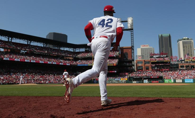 Cardinals host Pirates at Busch